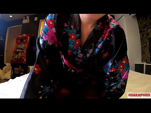 ❤️ Neska cosplay gazteak sexua orgasma arte maite du zaldizko emakume baten zorrotada batekin eta putzarekin. Japoniako jantzi tradizionalarekin, puxi iletsua eta titi ederrak dituen neska asiarra, afizionatuen bideoan, jostailu putzekin masturbazioa erakusten duena. Sakura 3 OSAKAPORN. Porno %eu.porngameshub.ruan ❌❤