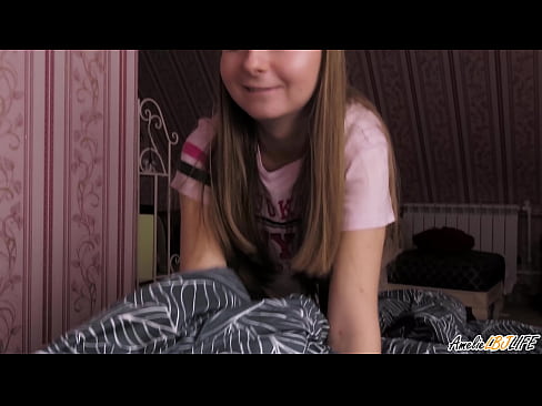 ❤️ Blondie-k bere BFF-ren sakon zurrupatzen du eta esperma jasotzen du ahoan Porno %eu.porngameshub.ruan ❌❤