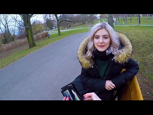 ❤️ Ezezagun baten esperma beroa irensten du diruaren truke - Eva Elfie-k parkean putz egin du Porno %eu.porngameshub.ruan ❌❤